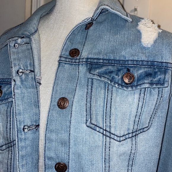 Jean Jacket - Picture 2 of 3